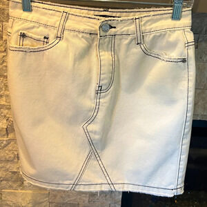 Misguided size 6 White distressed cotton skirt with black stitching